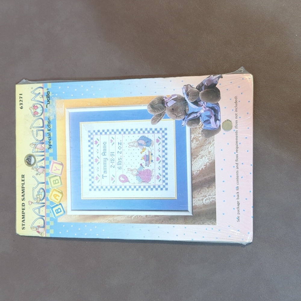 Daisy Kingdom Stamped Sampler 63271 Special Edition  Bunnies Sealed 1991 Bucilla